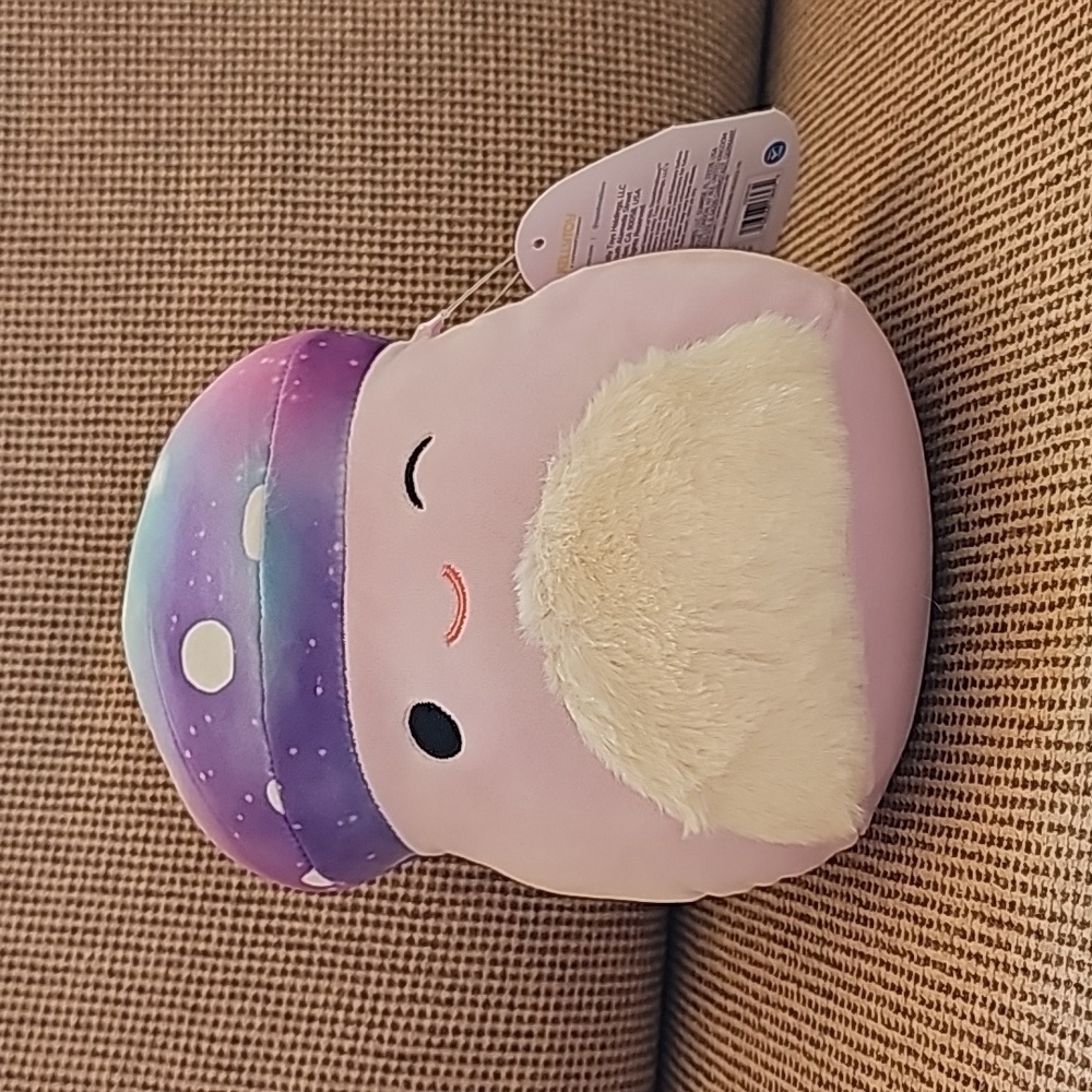 7.5" NWT Minya Squishmallow
